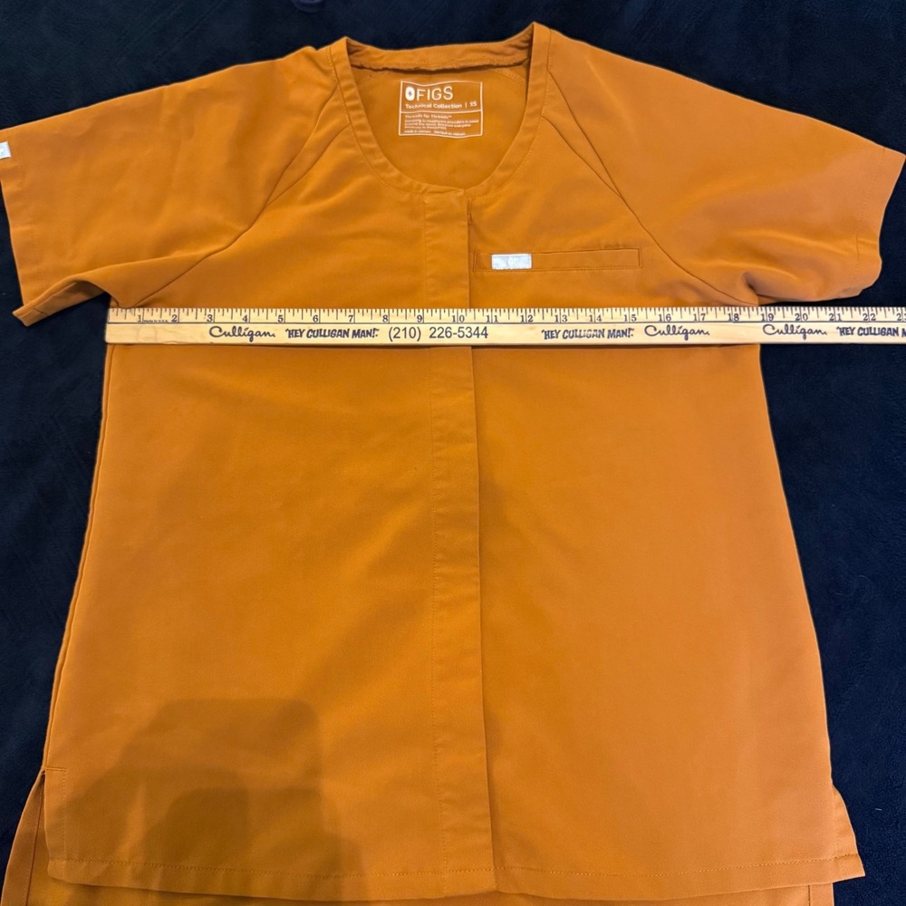 FIGS Casma Scrub Atlantic Falls XS V-Neck Single Pocket FIONx Technical Medical - Picture 6 of 7